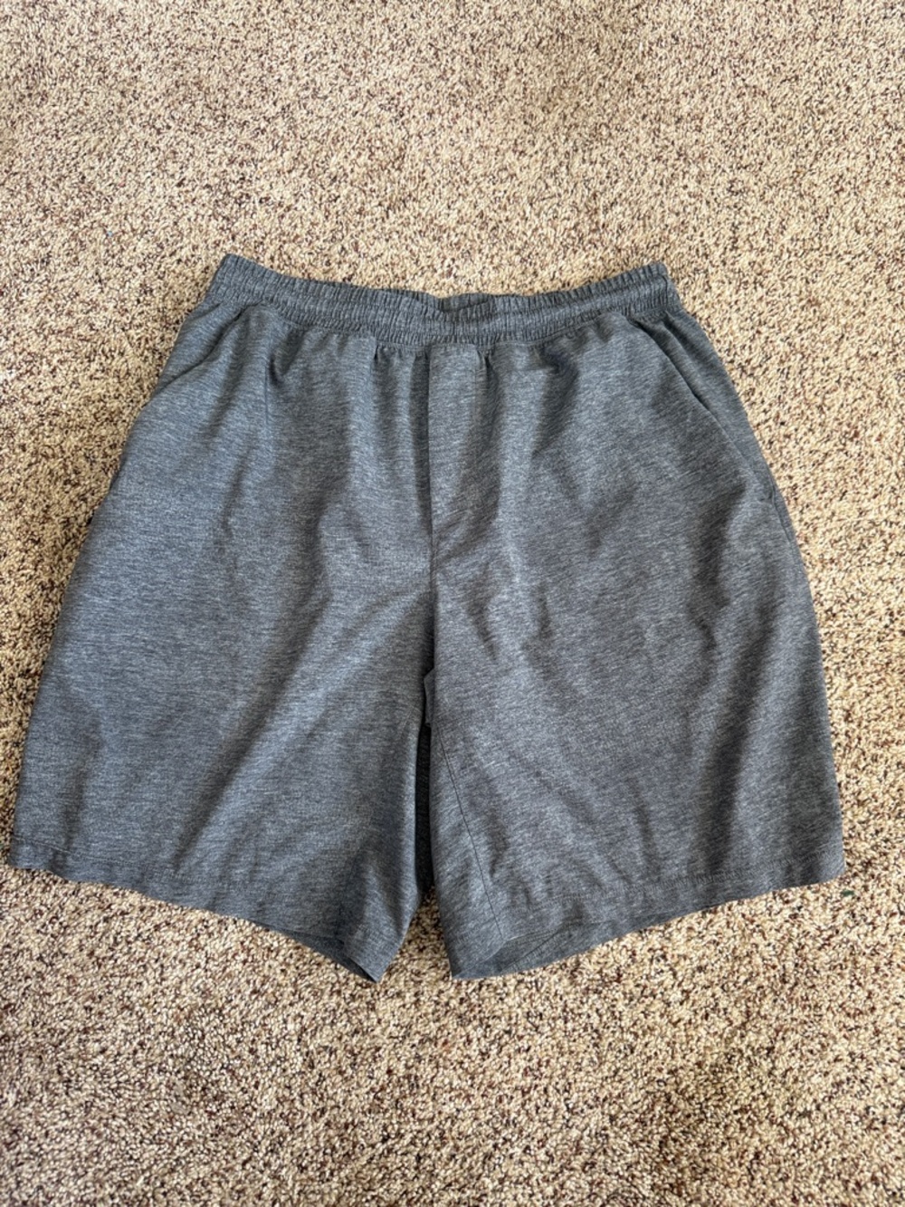 Lululemon Men's Gray Athletic Shorts. Size Large
